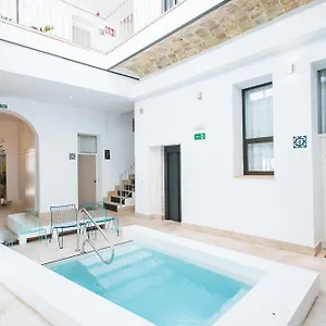 Lola De Triana Sevilla